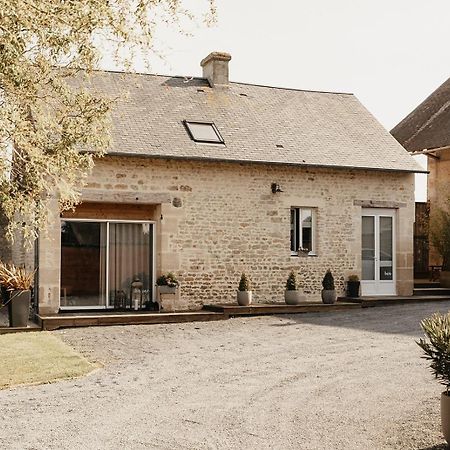 Le Clos Poulain Petits Gites De Charme Et Chambres D'Hotes Familiales Au Calme Proche Bayeux Et Des Plages Nonant Exterior foto